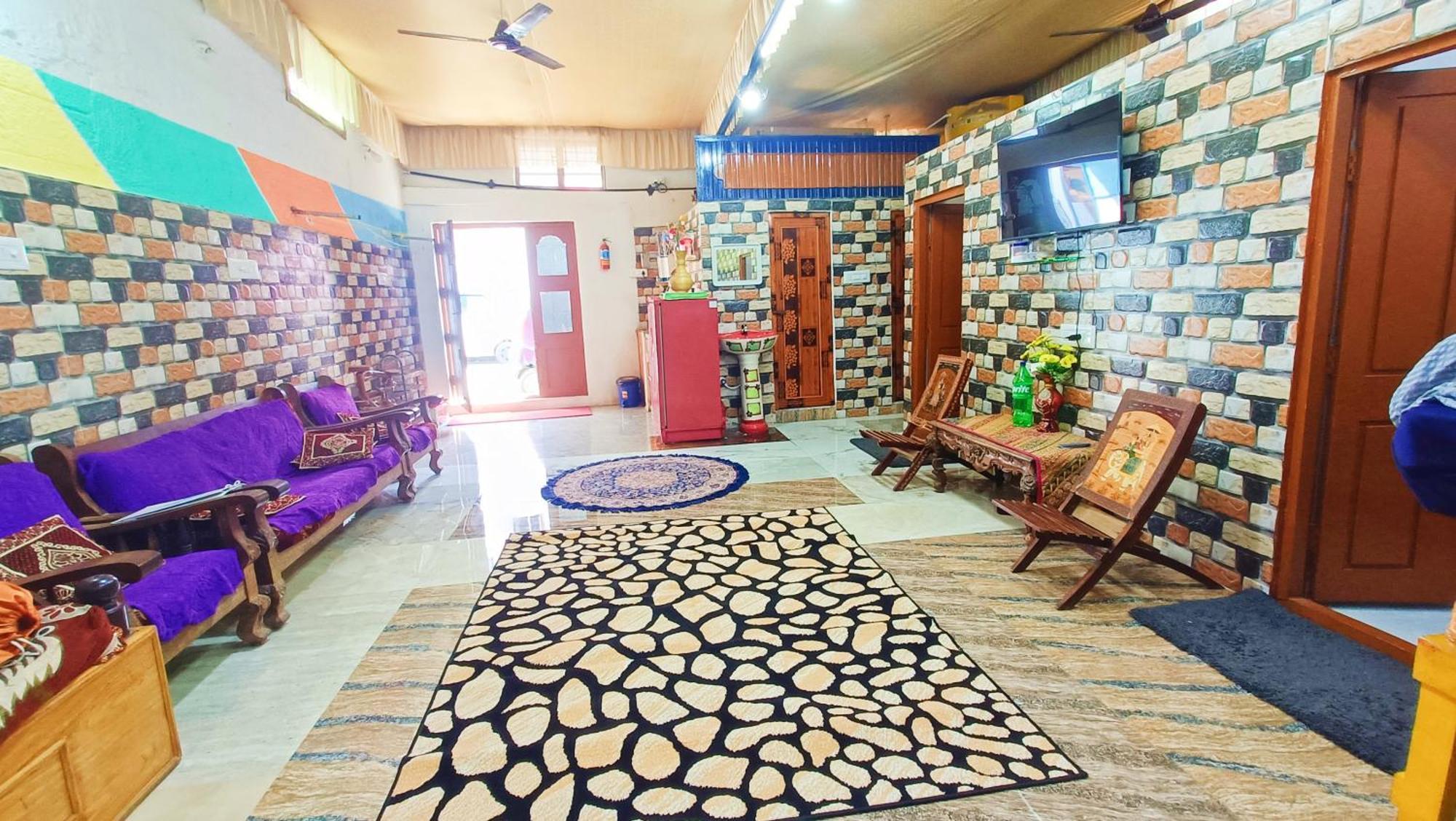 Sahara Family Homestay Mysore Buitenkant foto