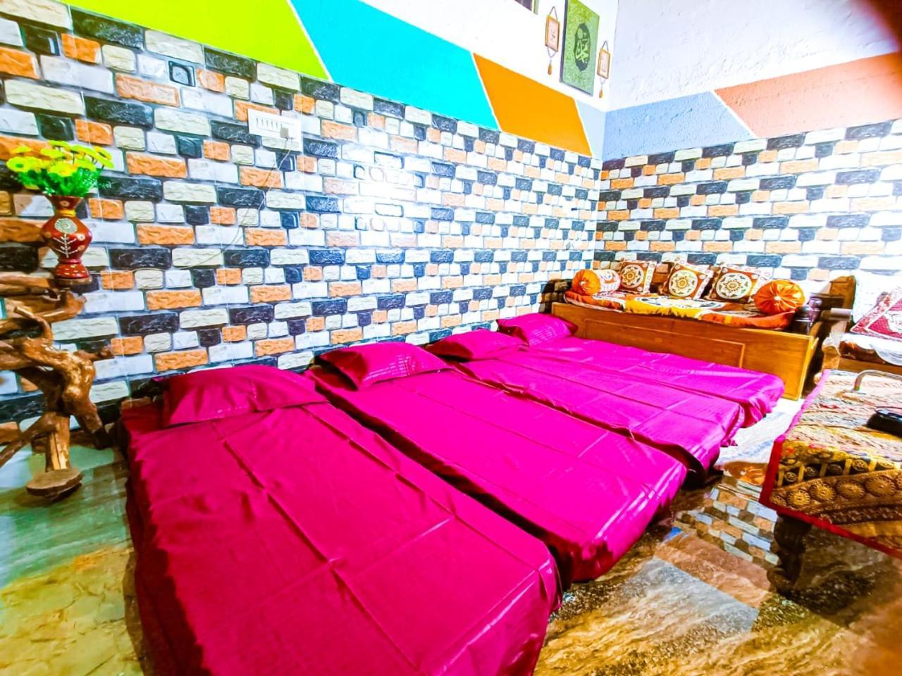 Sahara Family Homestay Mysore Buitenkant foto